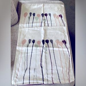 IKEA SKOGSNÄVA Reversible Natural Tan Floral Flowers 20" x 20" Pillow Cover Pair